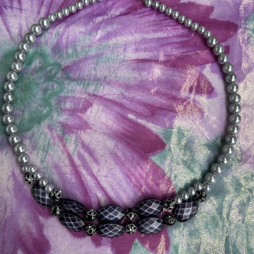 Elegant Silver and Black Beaded Necklace
